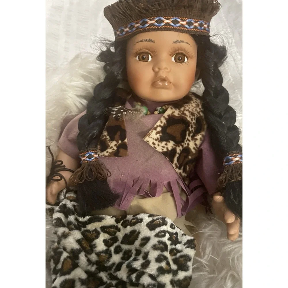 DanEa 1-2500 Vintage Porcelain Indian Doll 13
